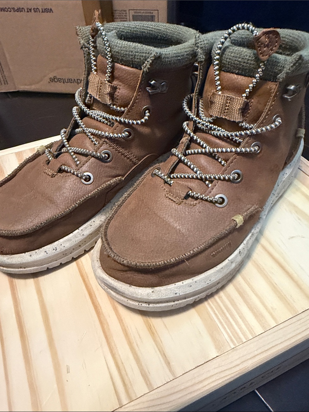 Hey Dude Bradley Boot Brown Leather Youth 4